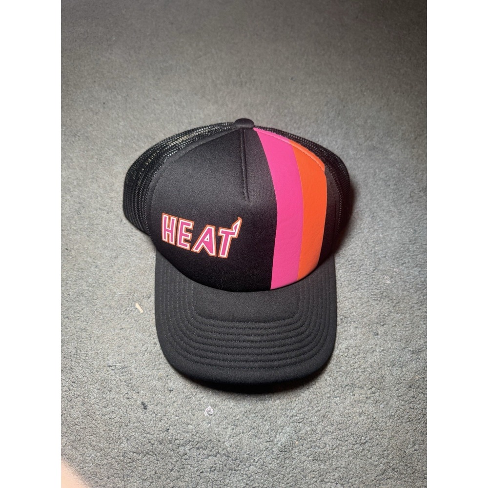 Mitchell & Ness Miami Heat Snapback Hat Trucker Retro Stripe NBA Cap Black
